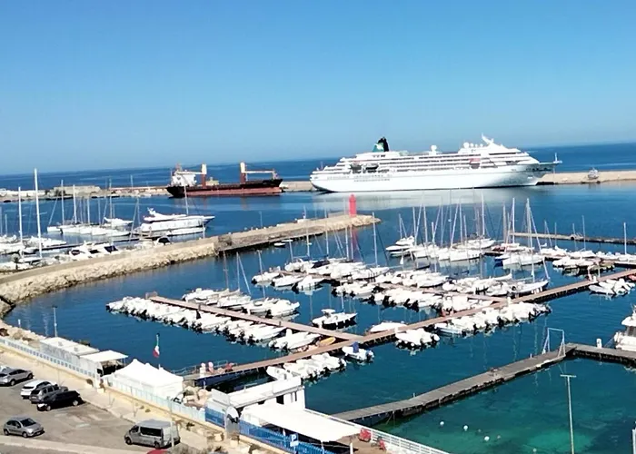 Le Terrazze Sul Mare Centro Oda ve Kahvaltı Gallipoli