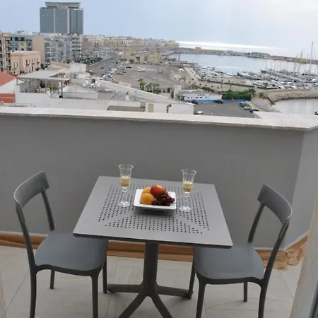 Le Terrazze Sul Mare Centro Oda ve Kahvaltı Gallipoli