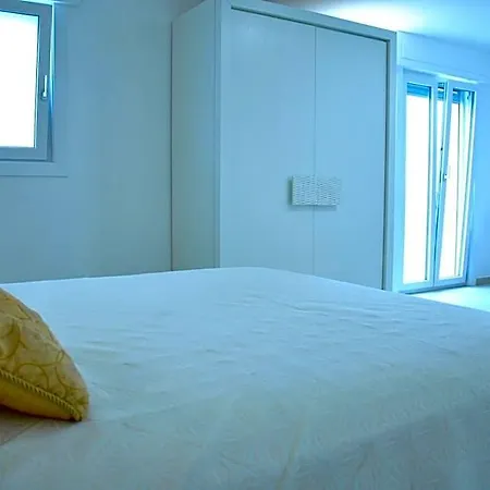 Le Terrazze Sul Mare Centro Bed & Breakfast *