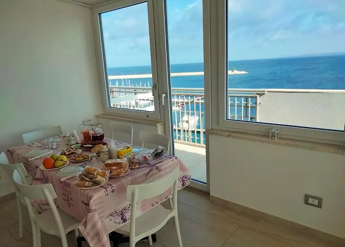 Bed & Breakfast Le Terrazze Sul Mare Centro *